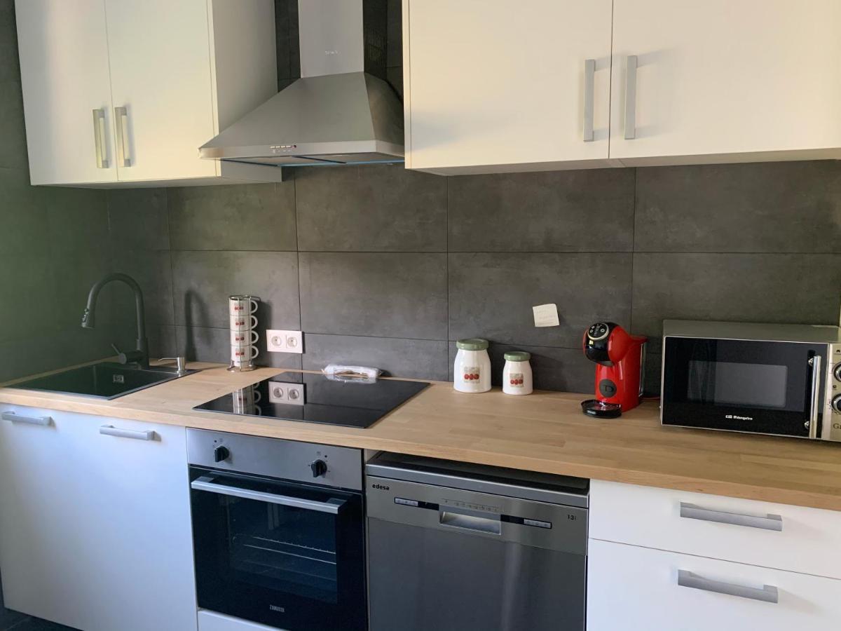 Apartmán A Casa Vermella Con Jardin A 10 Minutos De Santiago De Compostela Ortono Exteriér fotografie