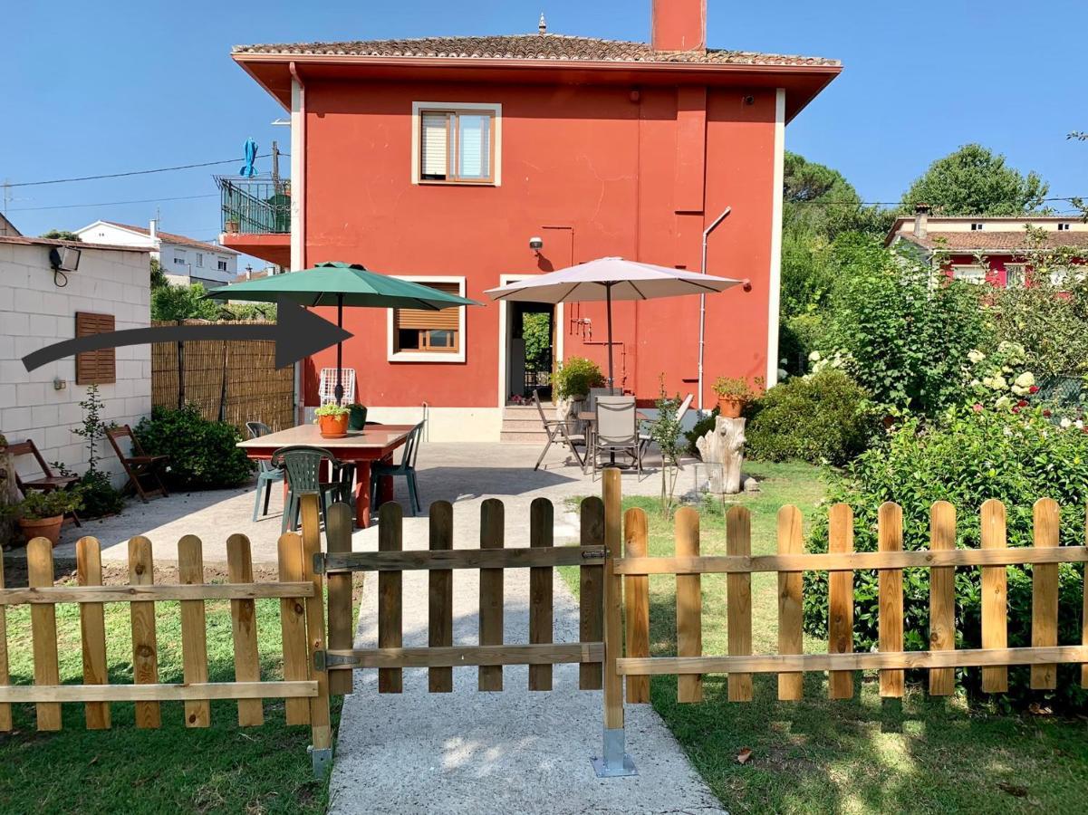 Apartmán A Casa Vermella Con Jardin A 10 Minutos De Santiago De Compostela Ortono Exteriér fotografie